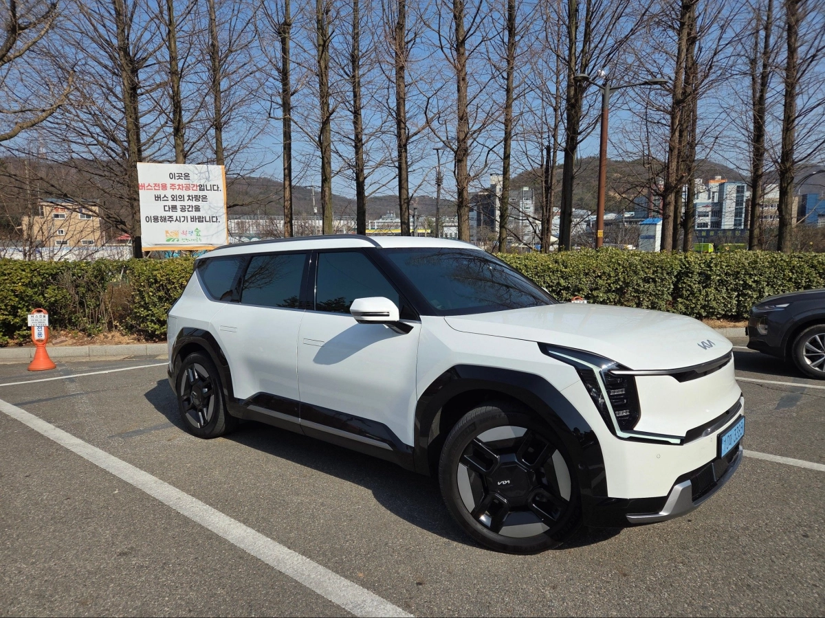 KIA EV9