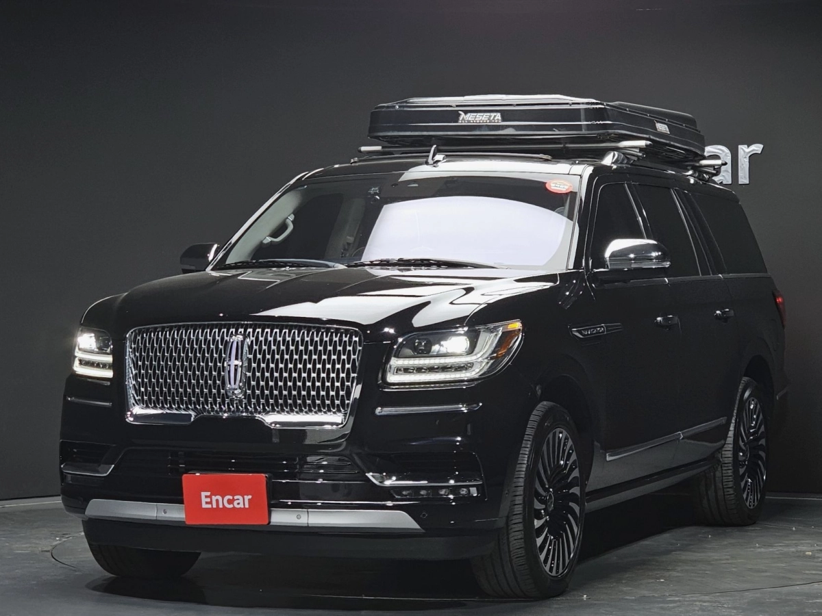 LINCOLN NAVIGATOR  2019