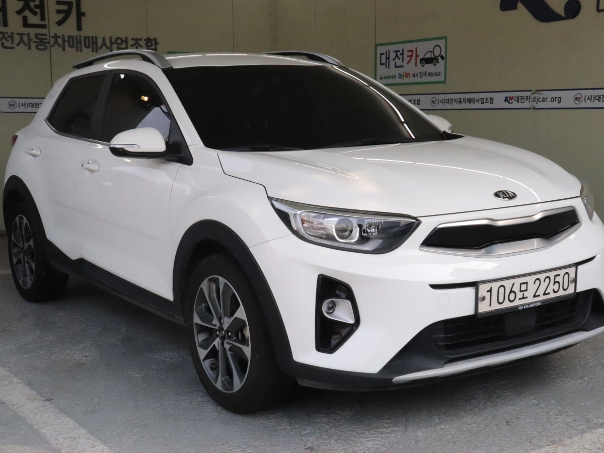 KIA STONIC