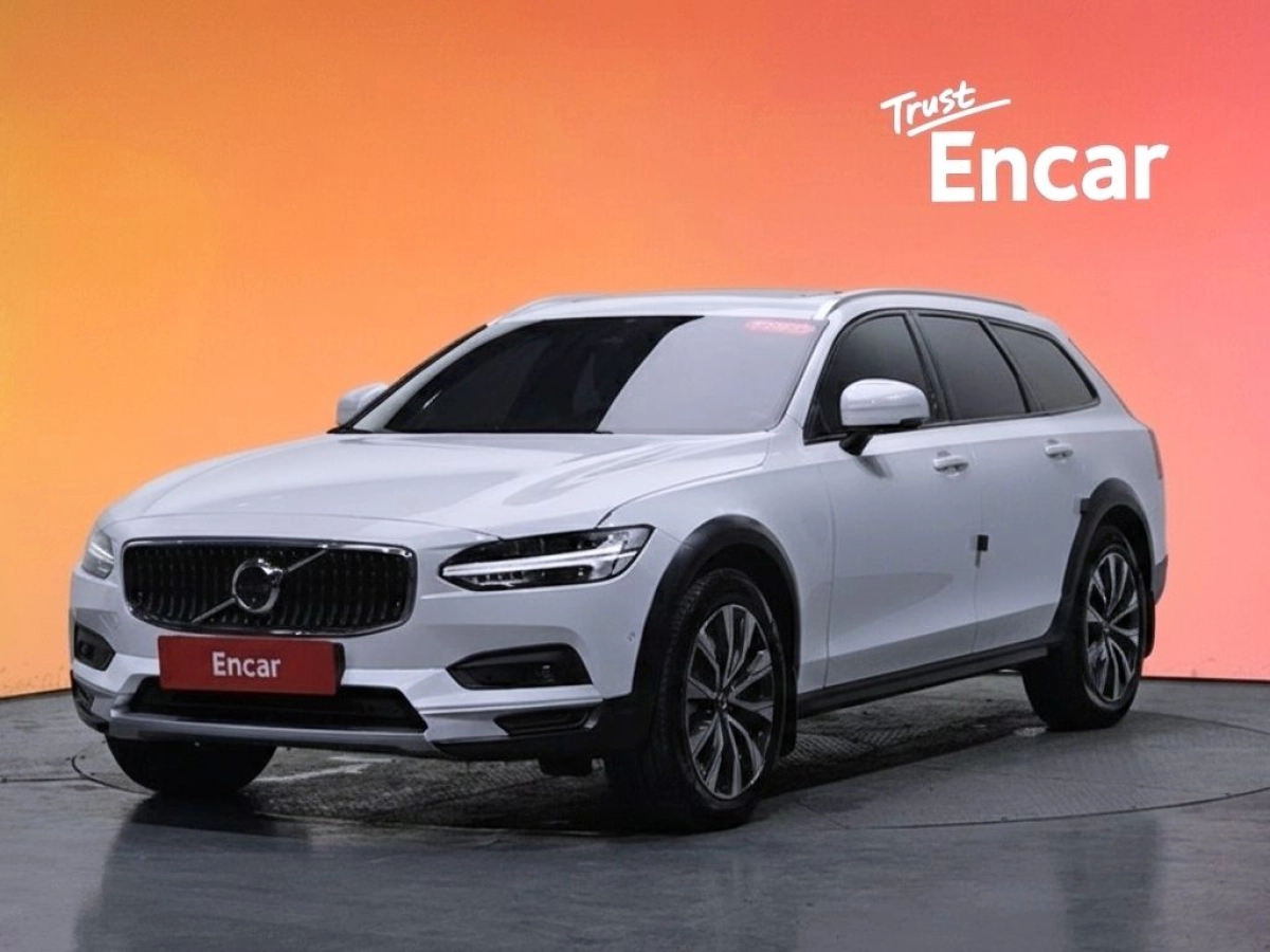VOLVO V90 CROSS COUNTRY  2024