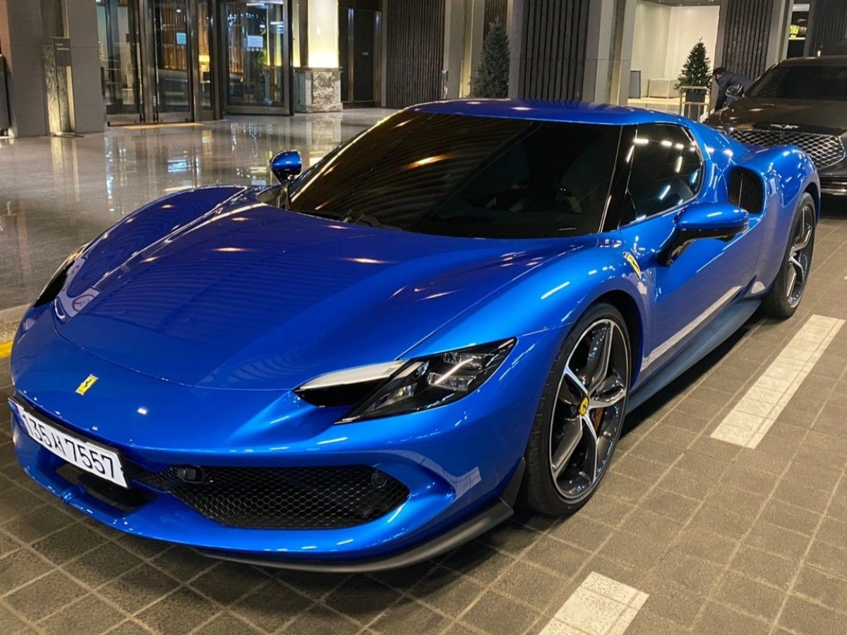 FERRARI 296 GTB  2022