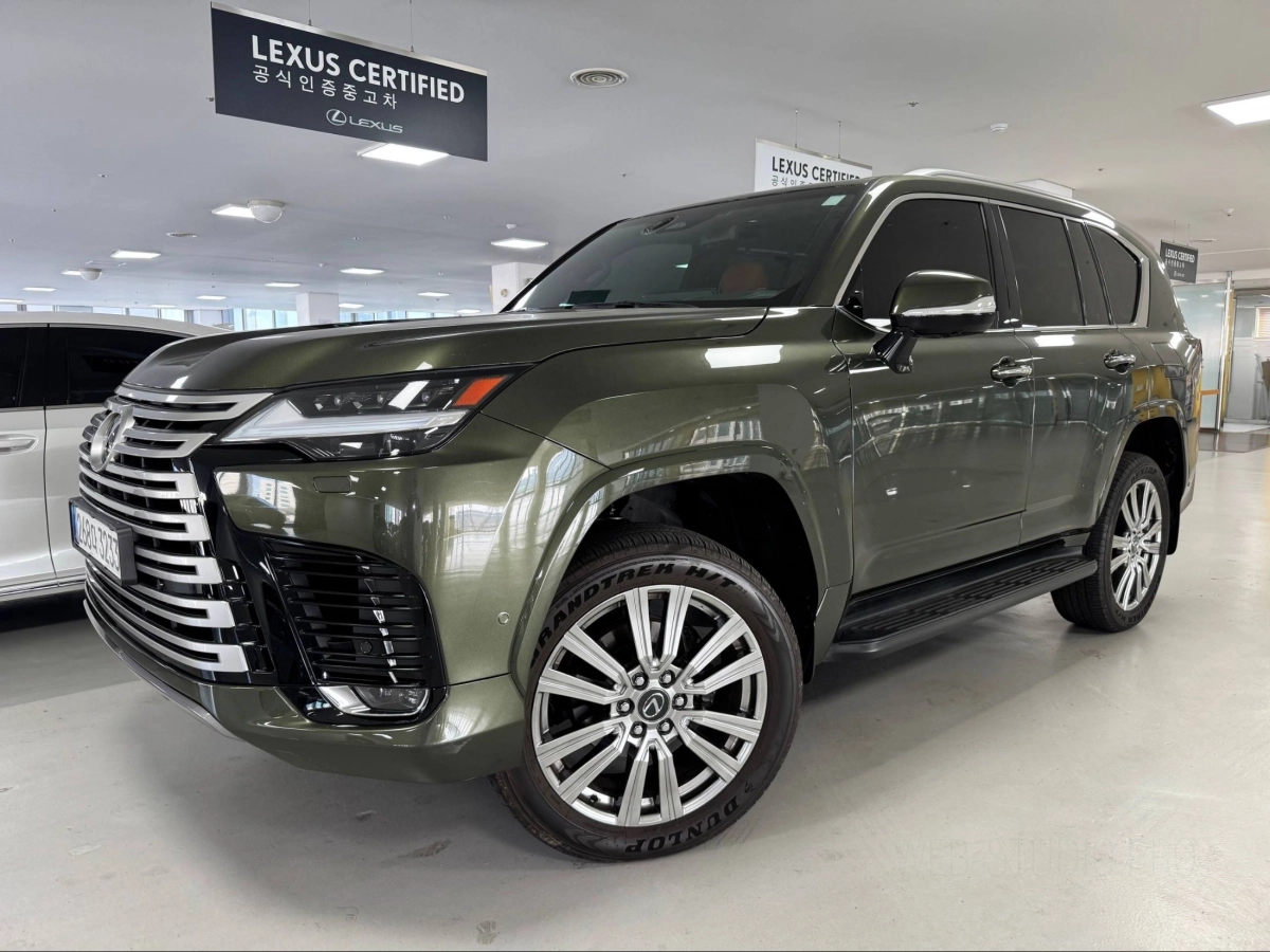 LEXUS LX  2025