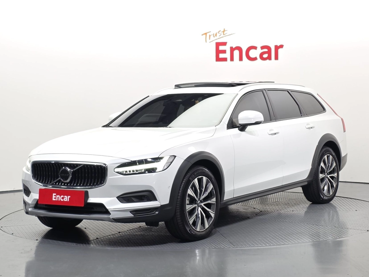 VOLVO V90 CROSS COUNTRY  2023