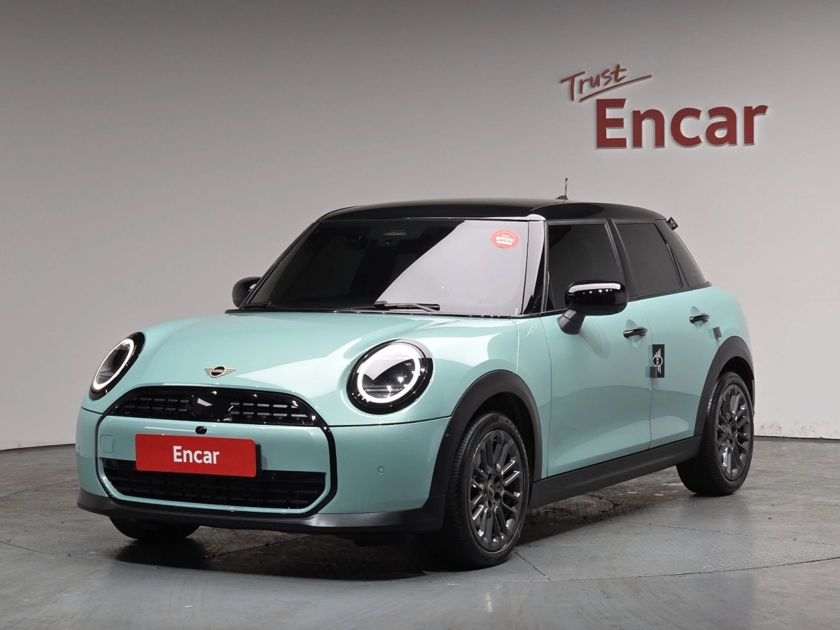 MINI COOPER C  2025