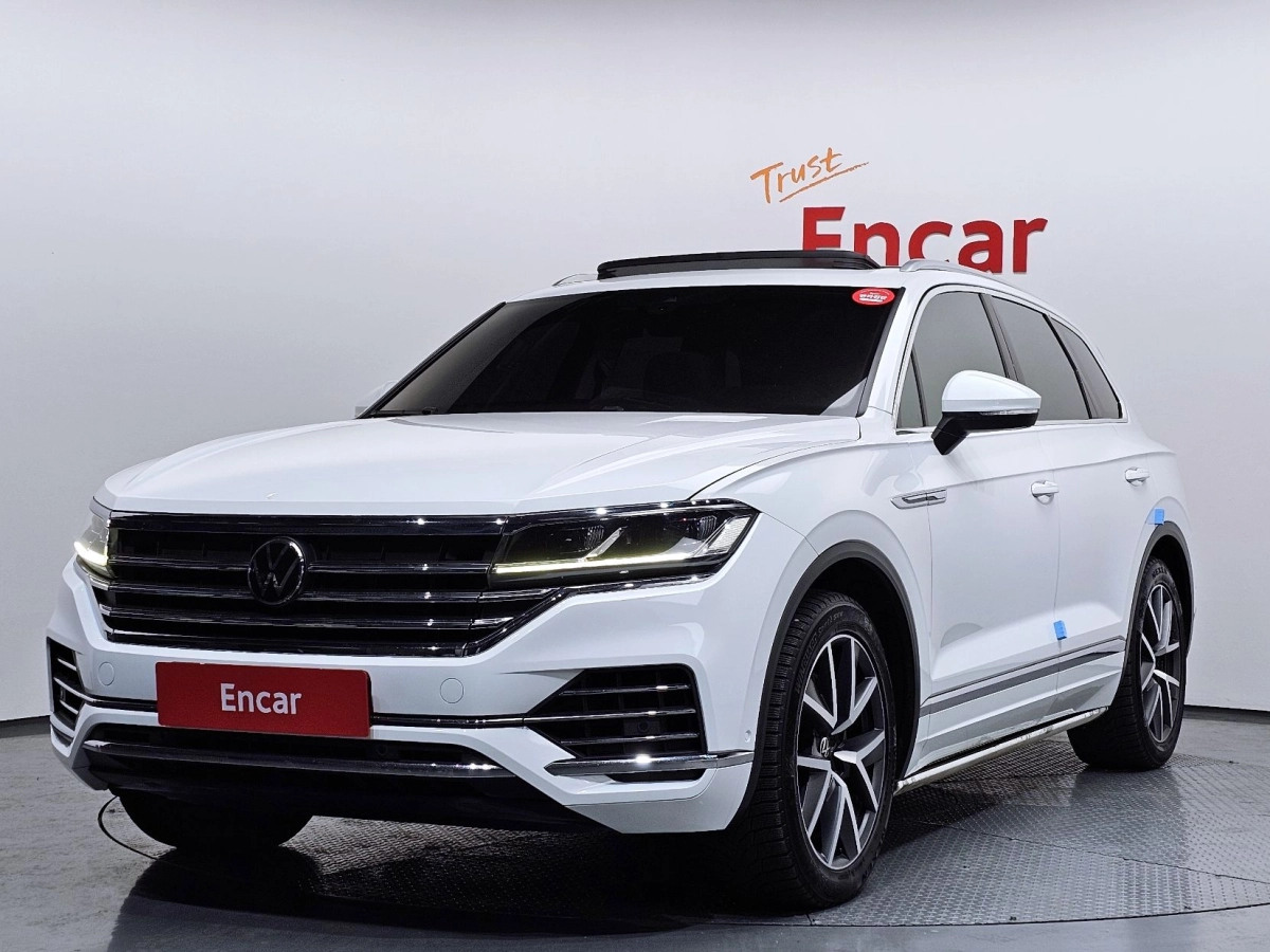 VOLKSWAGEN TOUAREG 2021