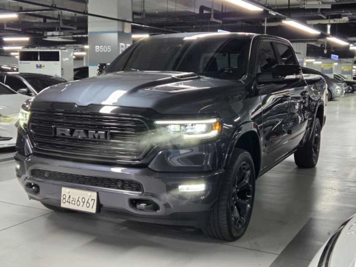 DODGE RAM PICK UP  2022