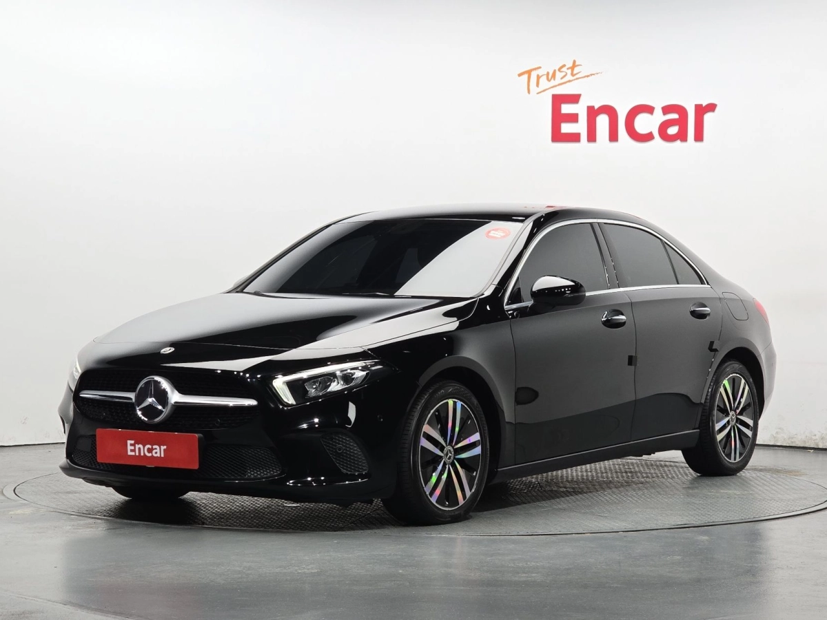 MERCEDES BENZ A-CLASS W177