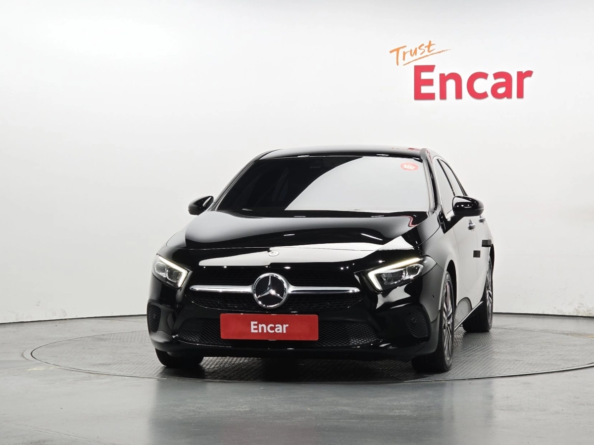 MERCEDES BENZ A-CLASS W177