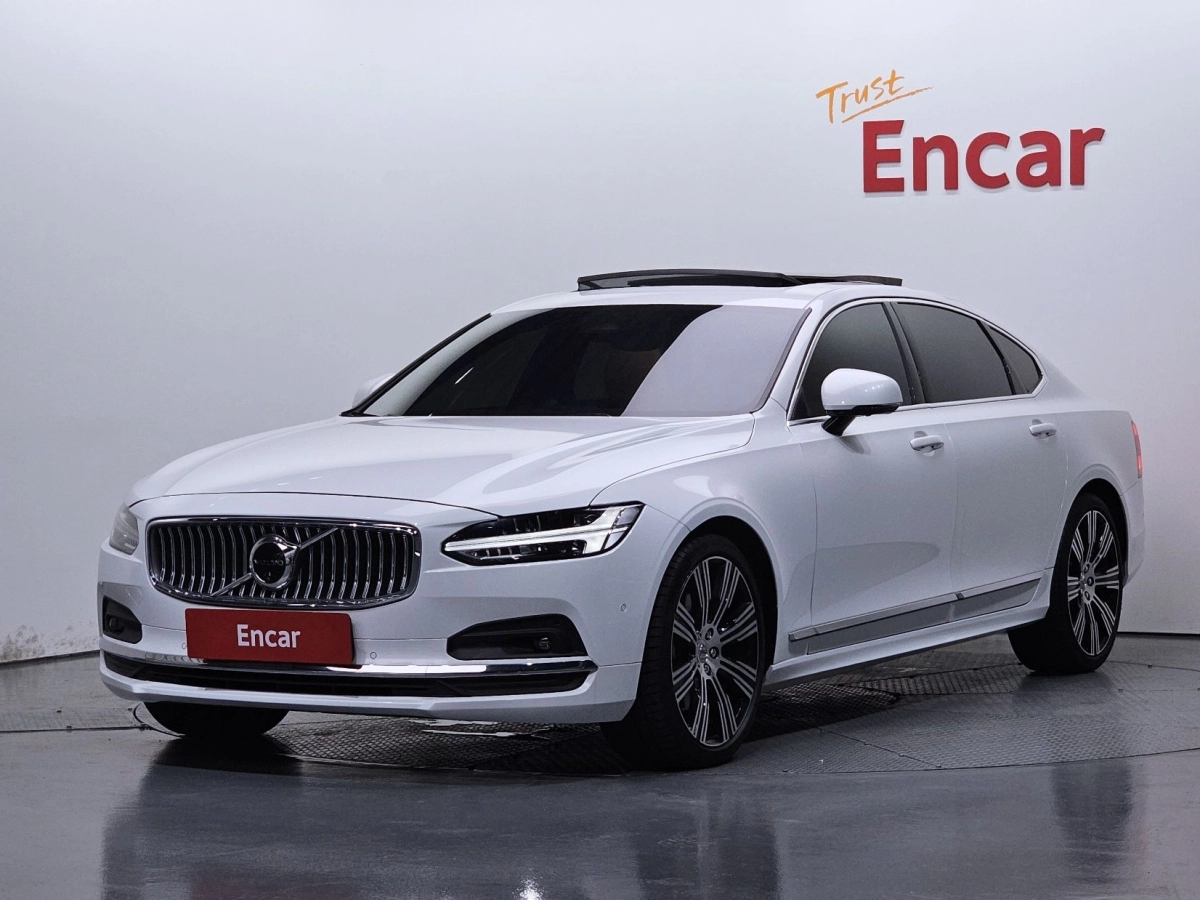 VOLVO S90 2025