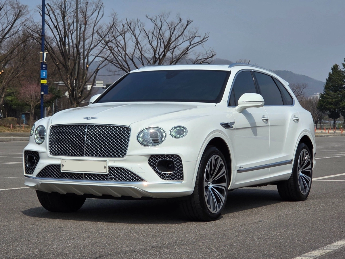 BENTLEY BENTAYGA  2023