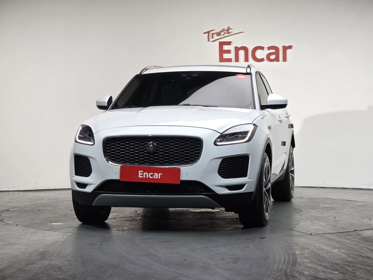 JAGUAR E-PACE
