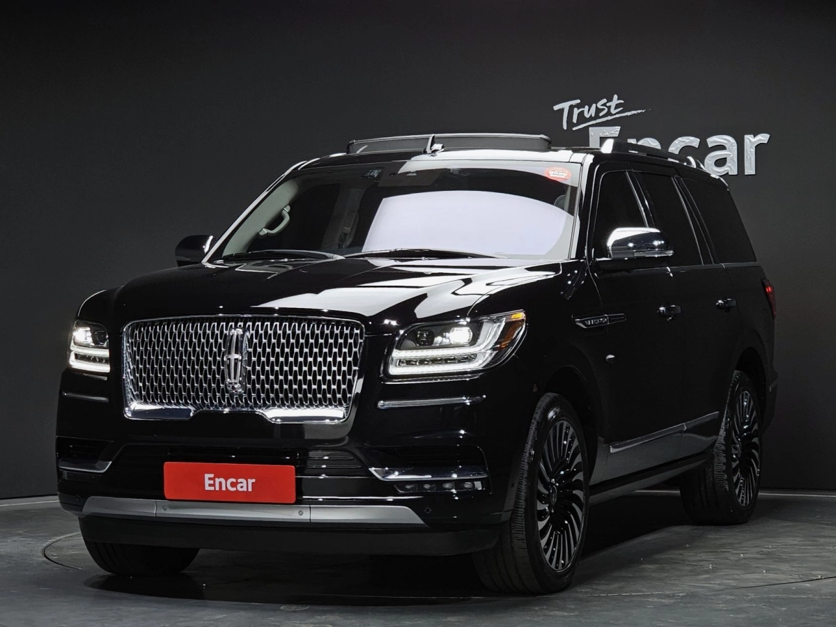 LINCOLN NAVIGATOR  2019