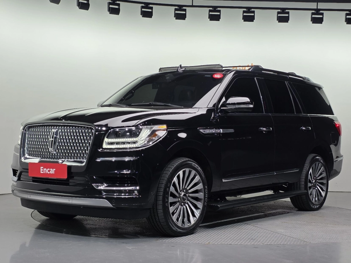 LINCOLN NAVIGATOR  2021