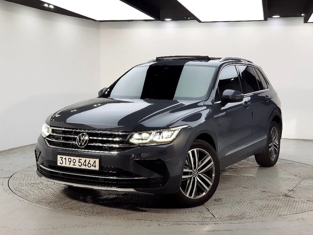 VOLKSWAGEN TIGUAN 2021