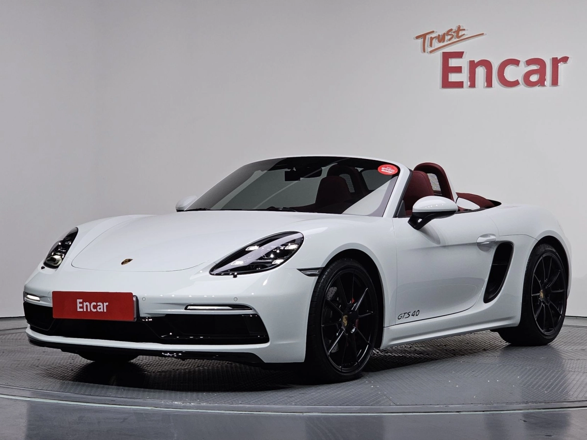 PORSCHE 718 BOXSTER