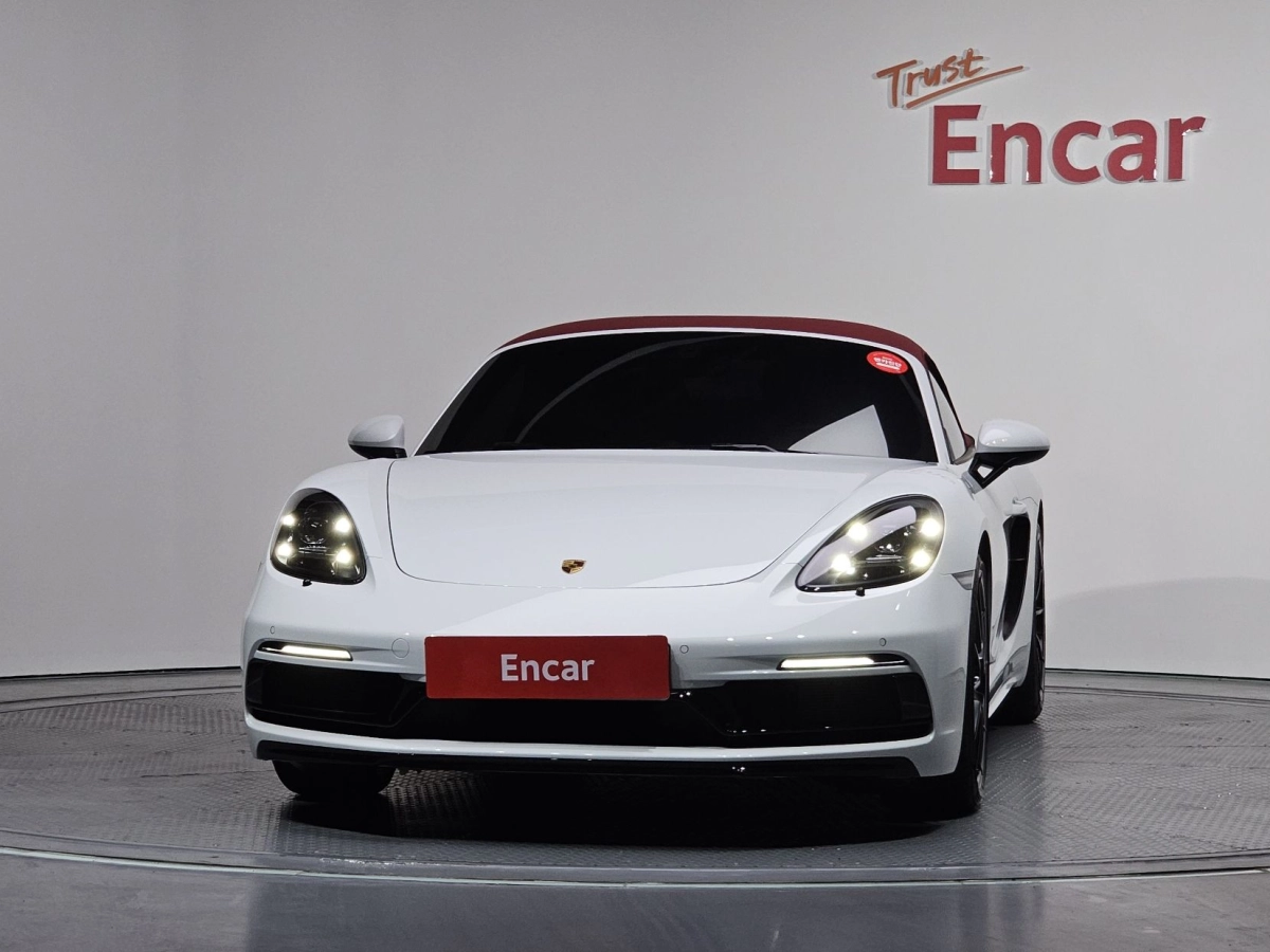 PORSCHE 718 BOXSTER