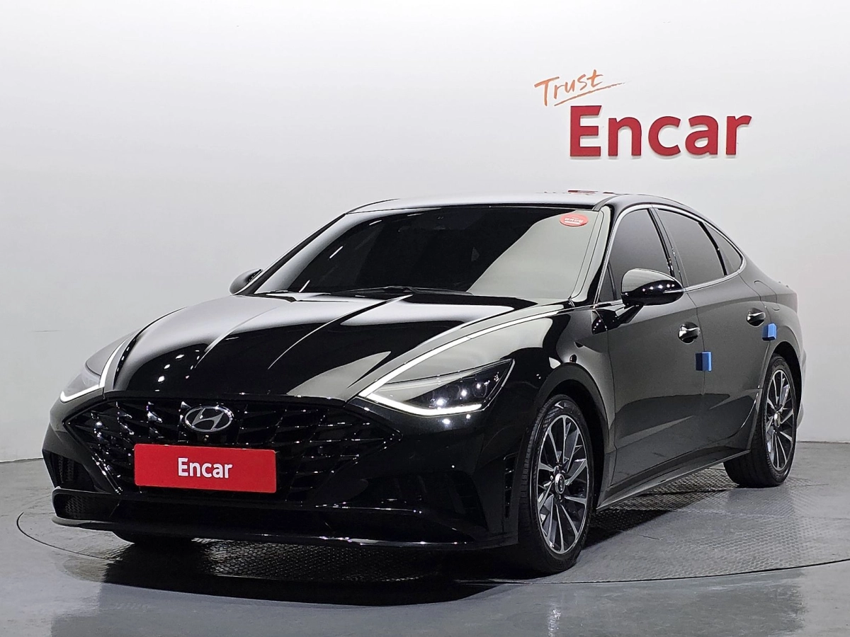 HYUNDAI SONATA DN8  2021