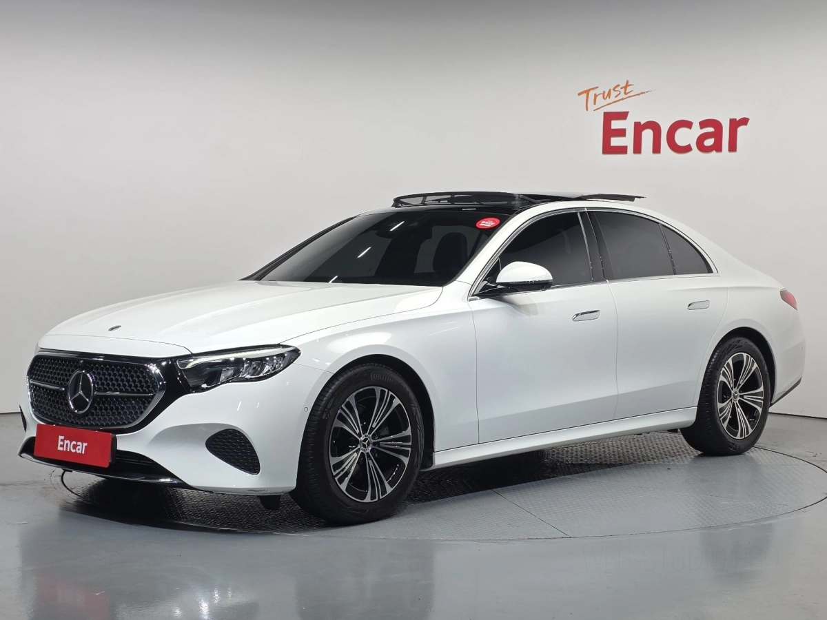 MERCEDES BENZ E-CLASS W214  2024