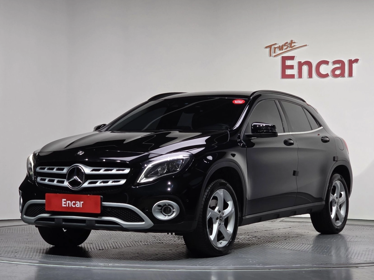 MERCEDES BENZ GLA-CLASS X156  2019