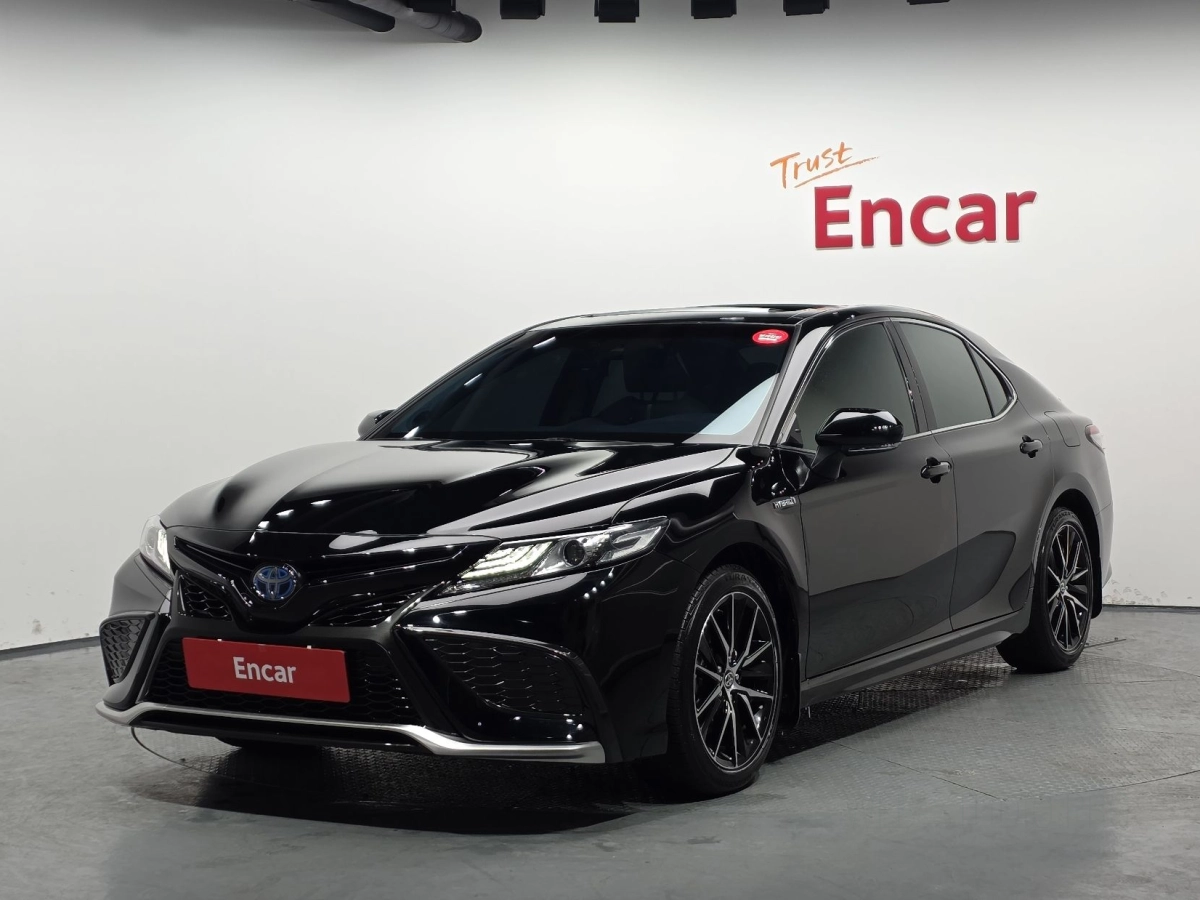 TOYOTA CAMRY XV70  2023