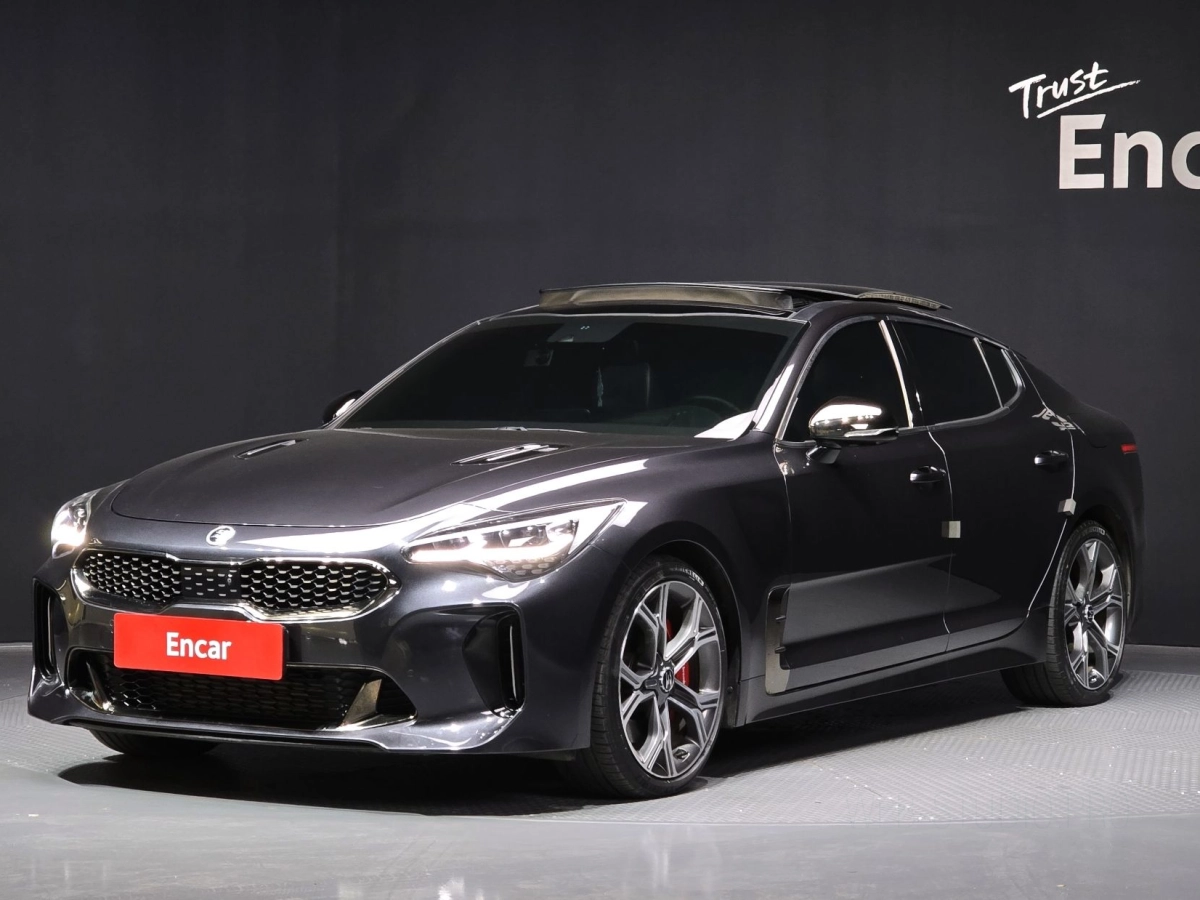 KIA STINGER
