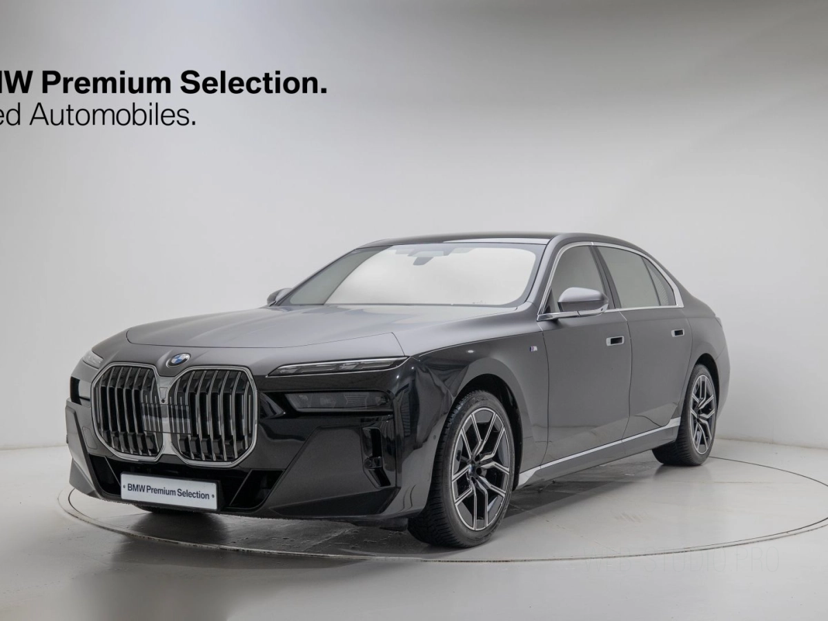 BMW 7-SERIES G70  2023