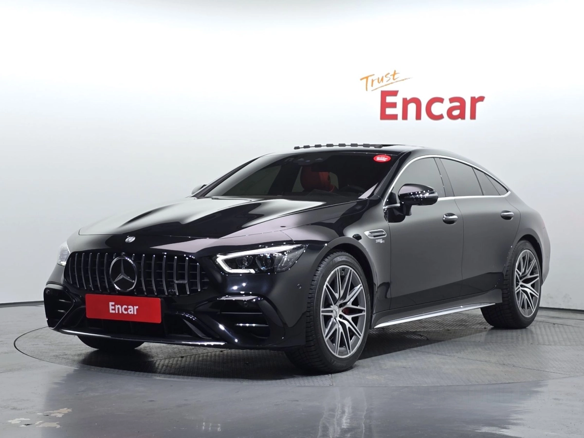 MERCEDES BENZ AMG GT  2024