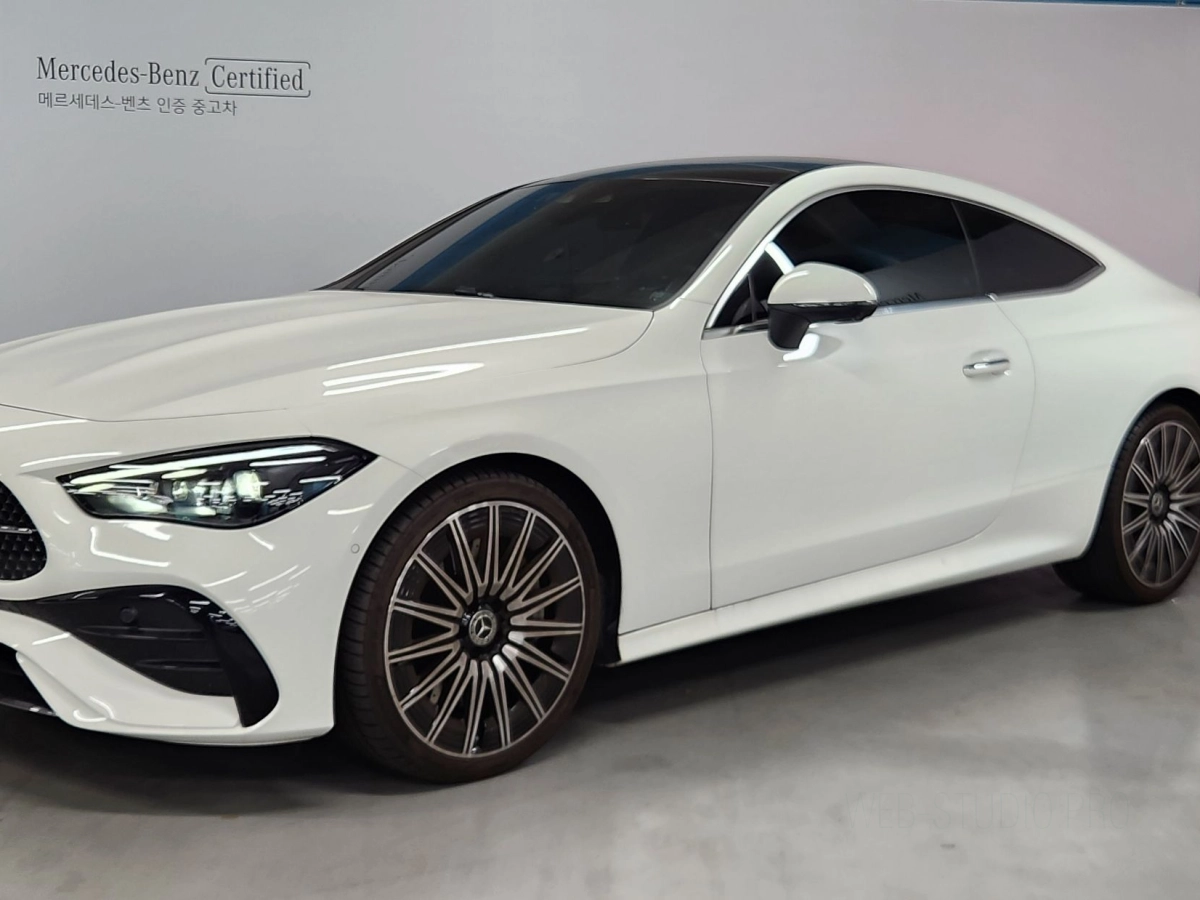 MERCEDES BENZ CLE-CLASS C236  2024