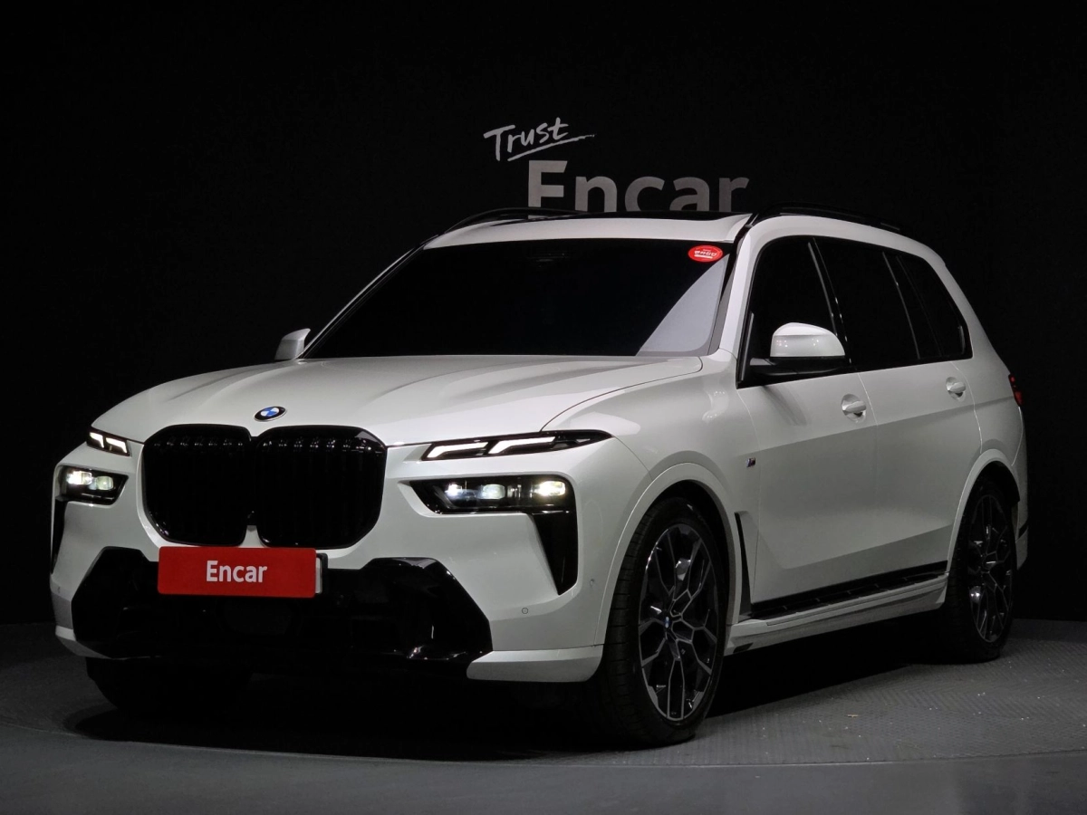 BMW X7 G07  2025