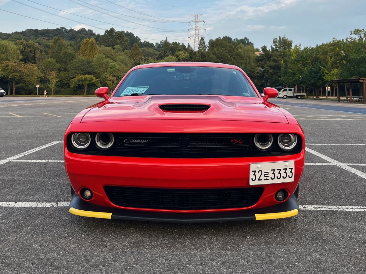 DODGE CHALLENGER
