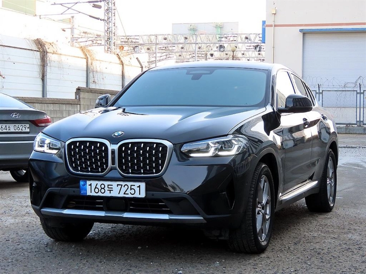 BMW X4 G02  2023