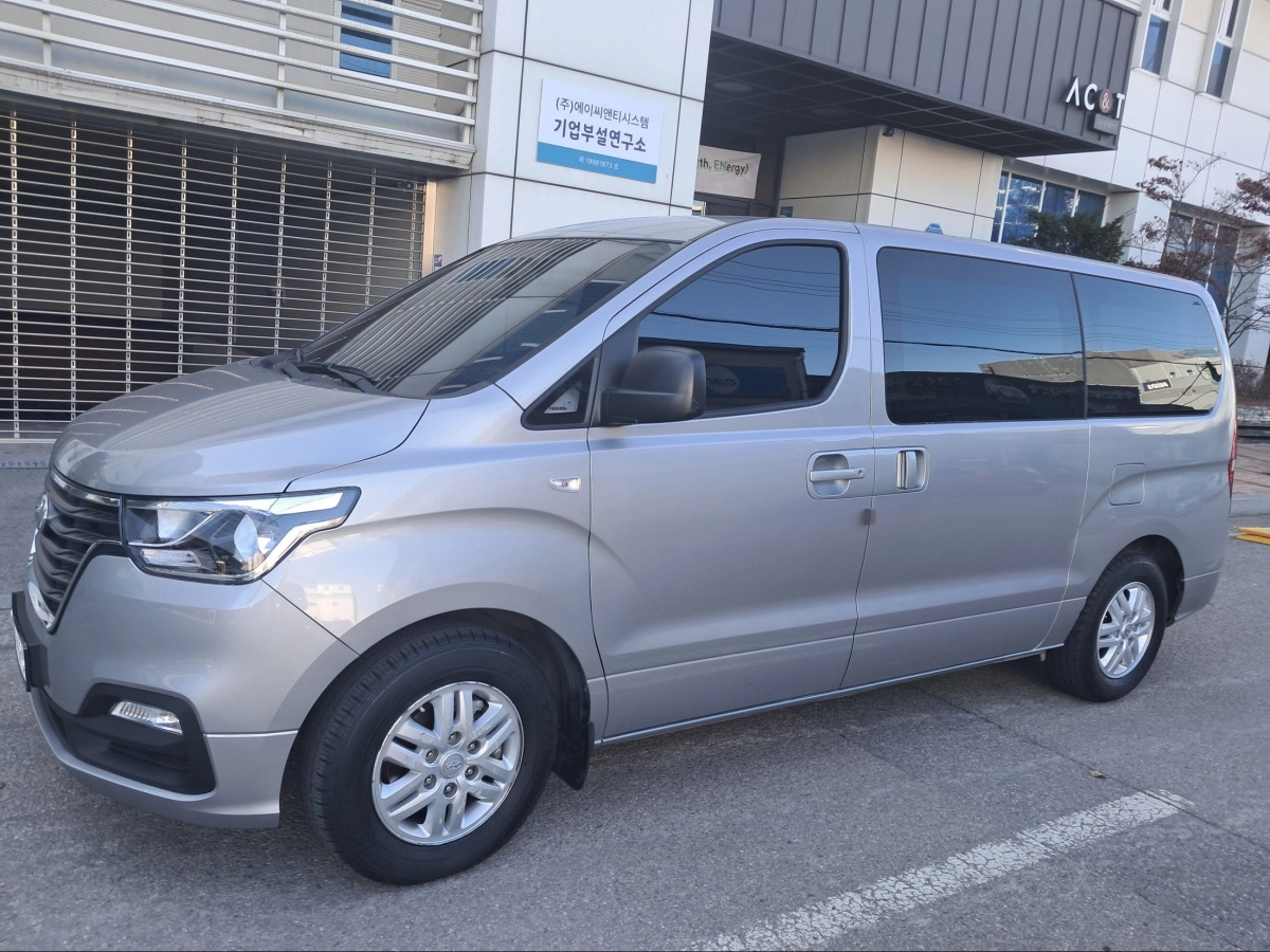 HYUNDAI STAREX GRAND 2020