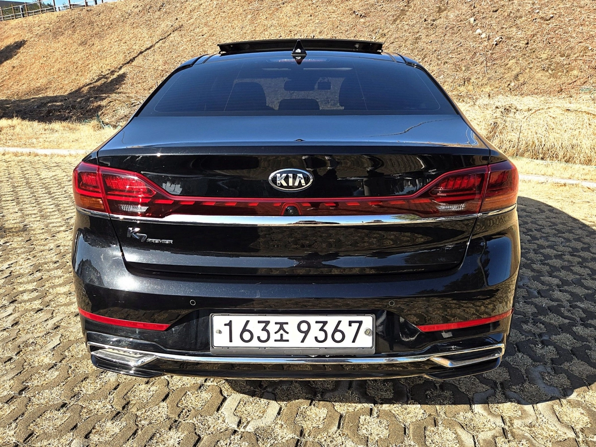 KIA K7 PREMIER