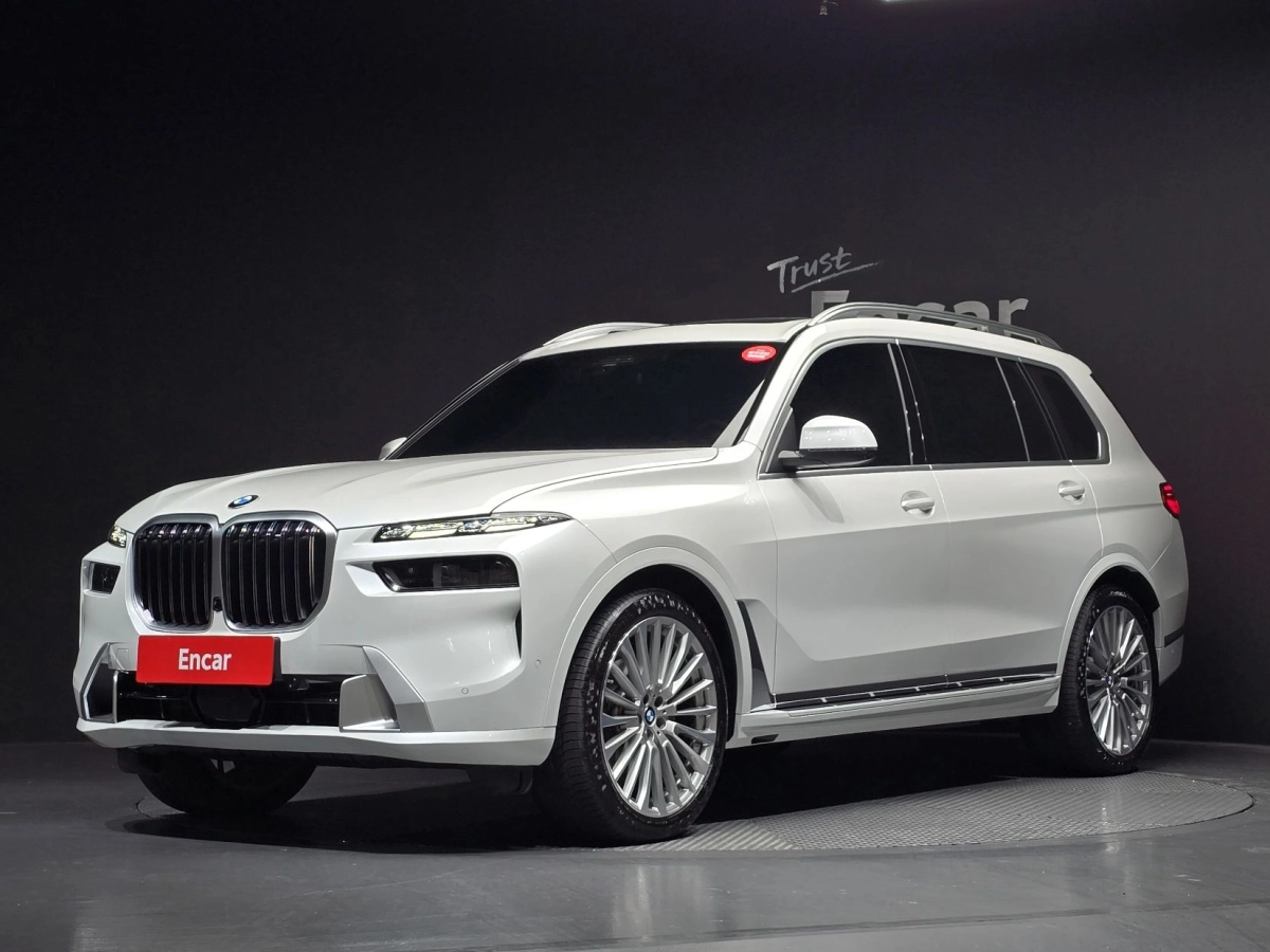 BMW X7 G07  2025