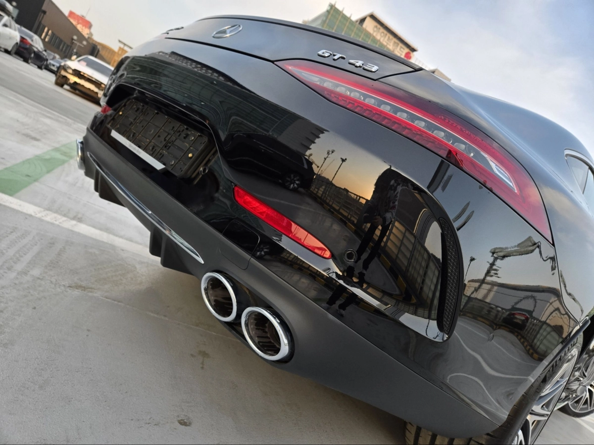 MERCEDES BENZ AMG GT