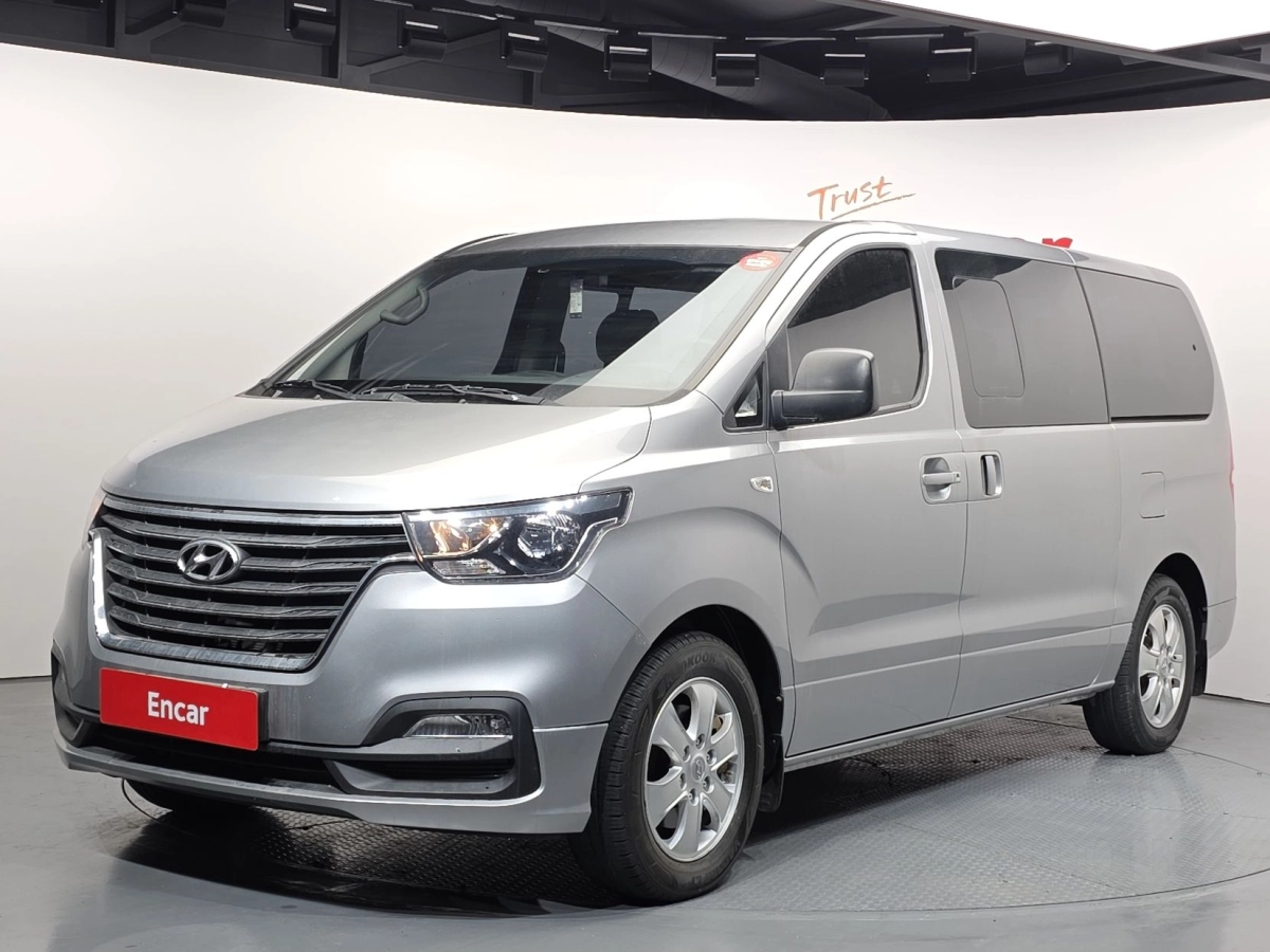 HYUNDAI STAREX GRAND 2020