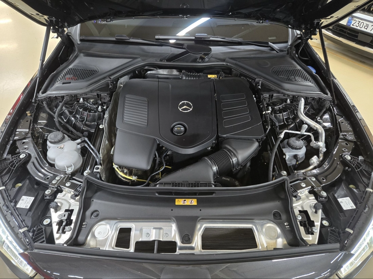 MERCEDES BENZ E-CLASS W214