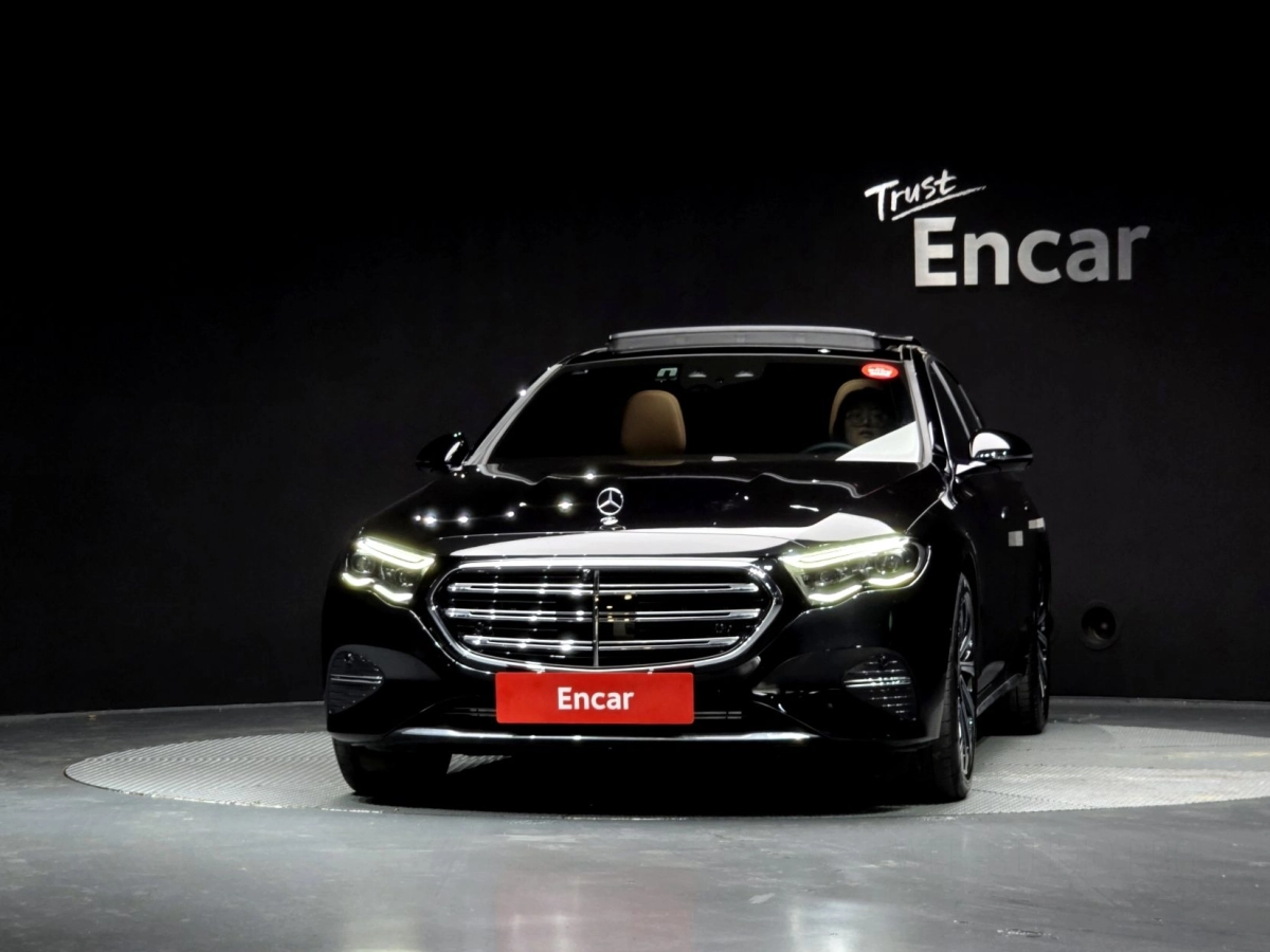 MERCEDES BENZ E-CLASS W214