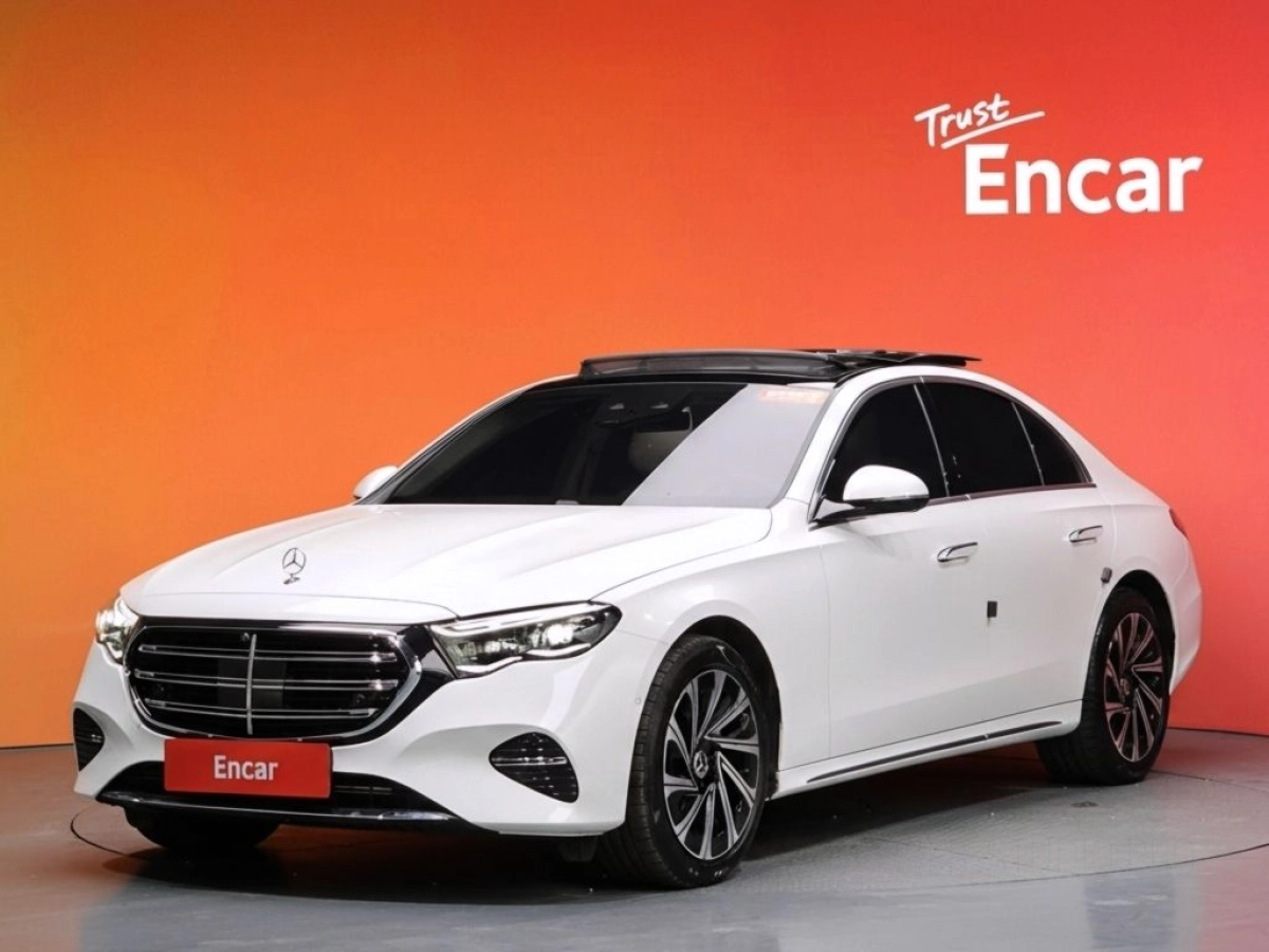 MERCEDES BENZ E-CLASS W214 2024