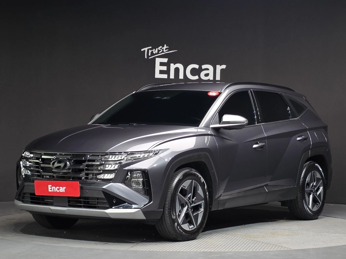 HYUNDAI TUCSON NX4 2024