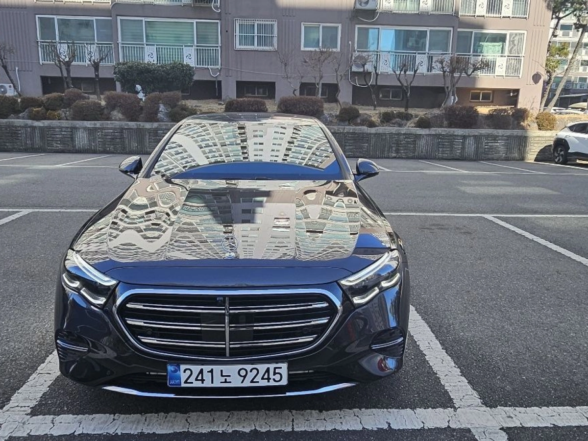 MERCEDES BENZ E-CLASS W214 2024