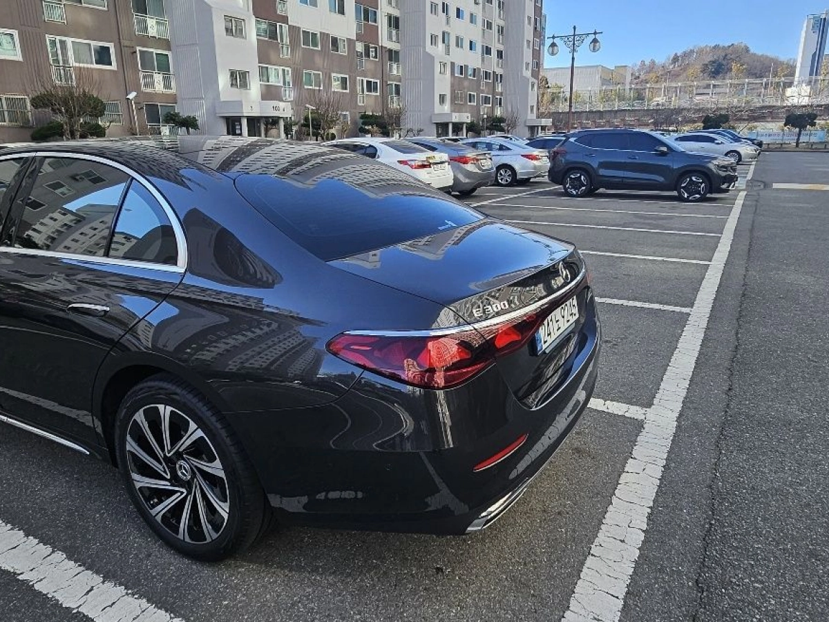 MERCEDES BENZ E-CLASS W214