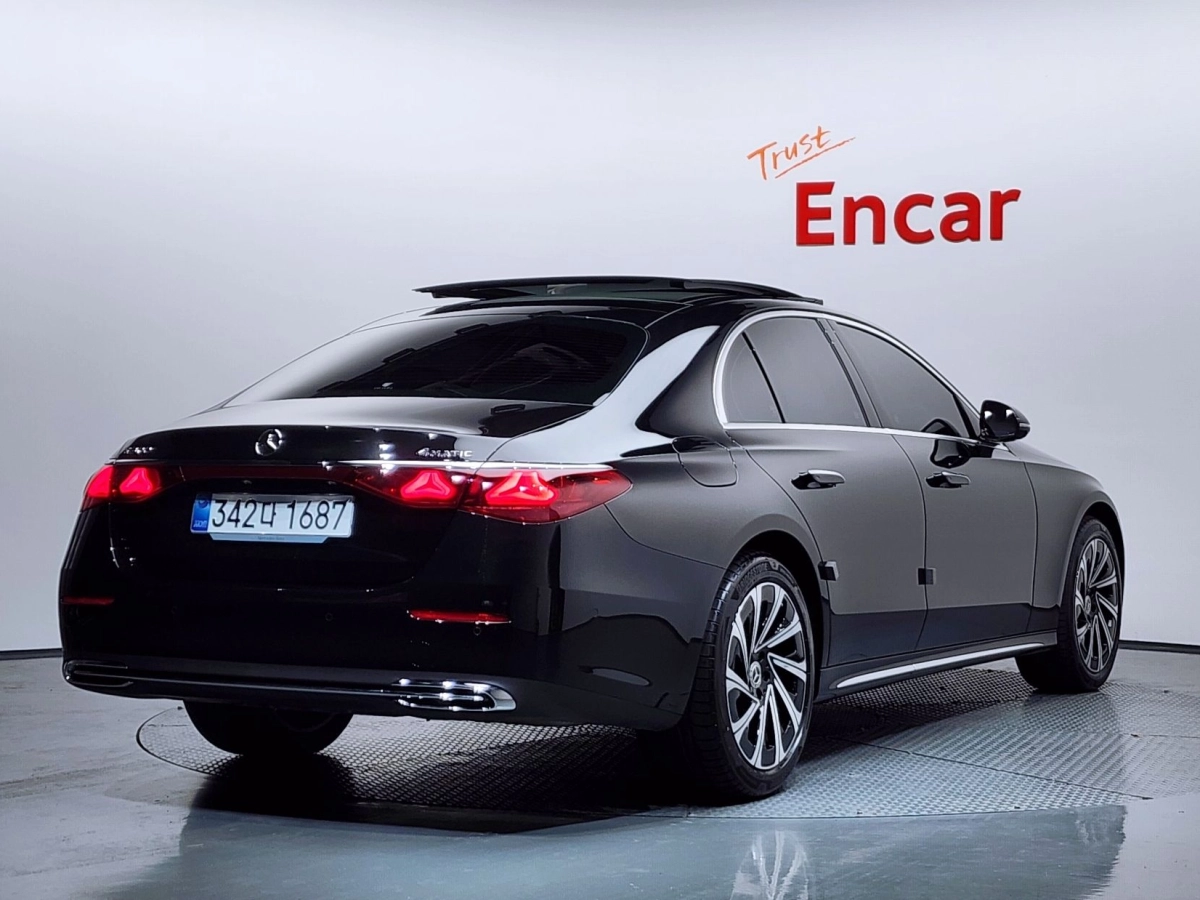 MERCEDES BENZ E-CLASS W214