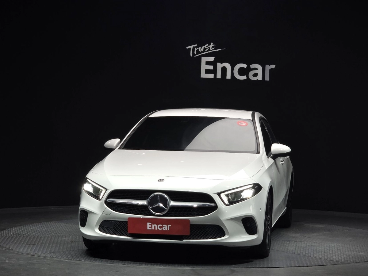 MERCEDES BENZ A-CLASS W177