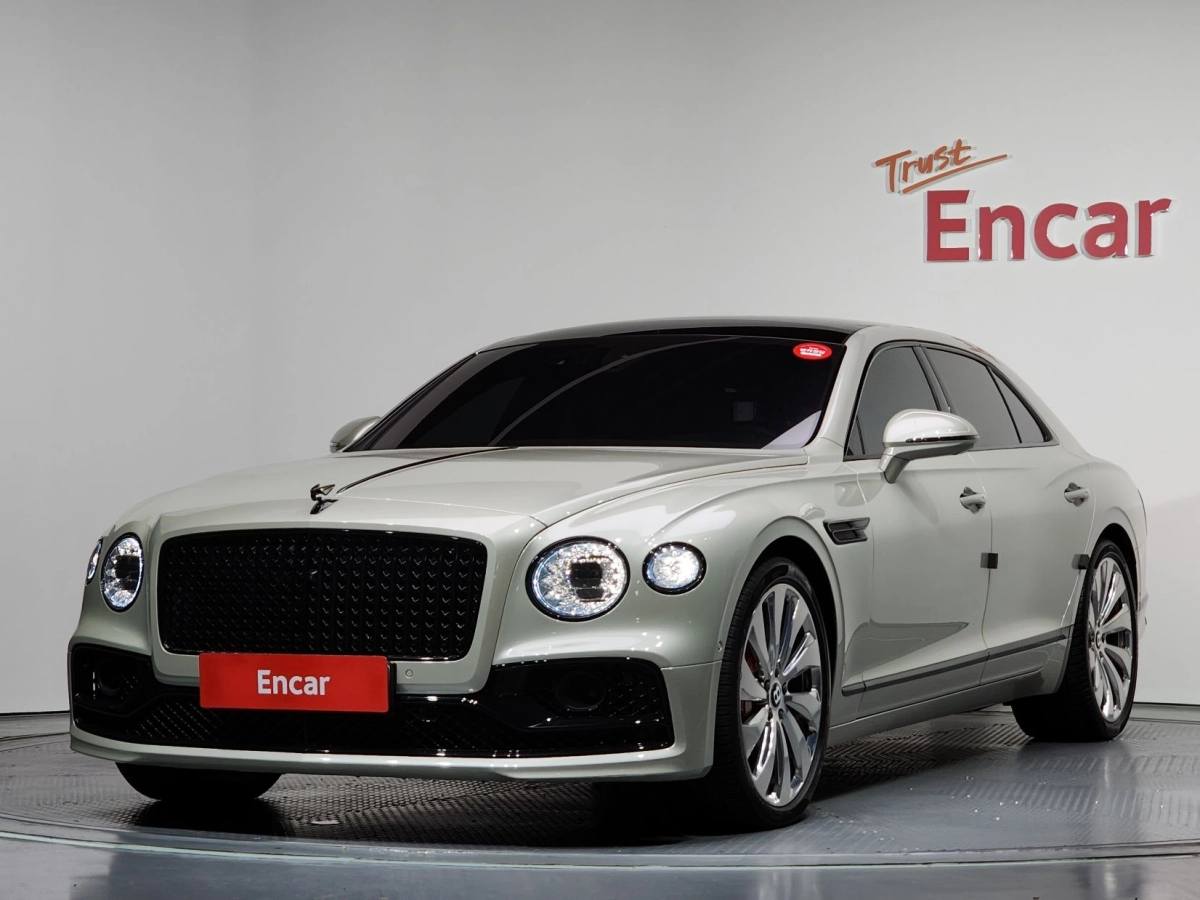 BENTLEY FLYING SPUR  2022