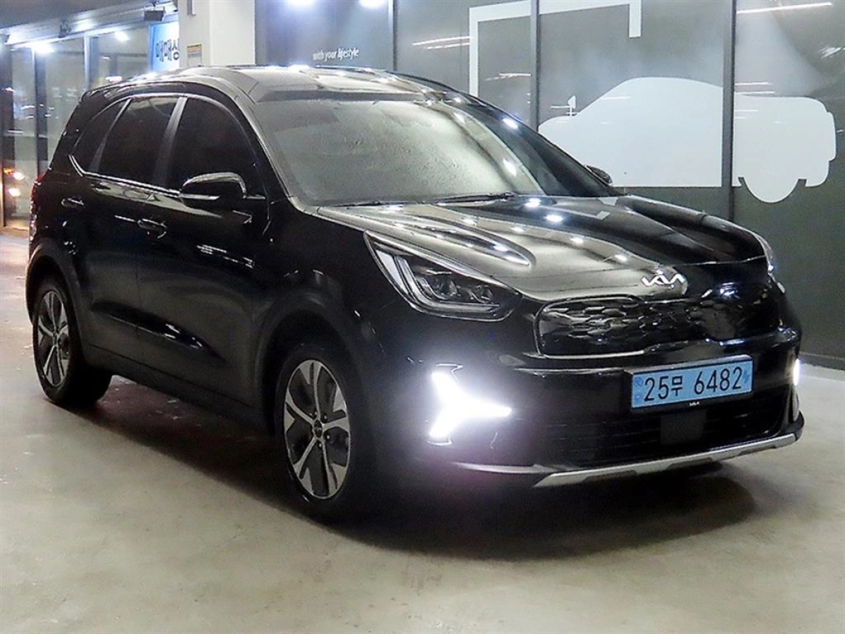 KIA NIRO PLUS
