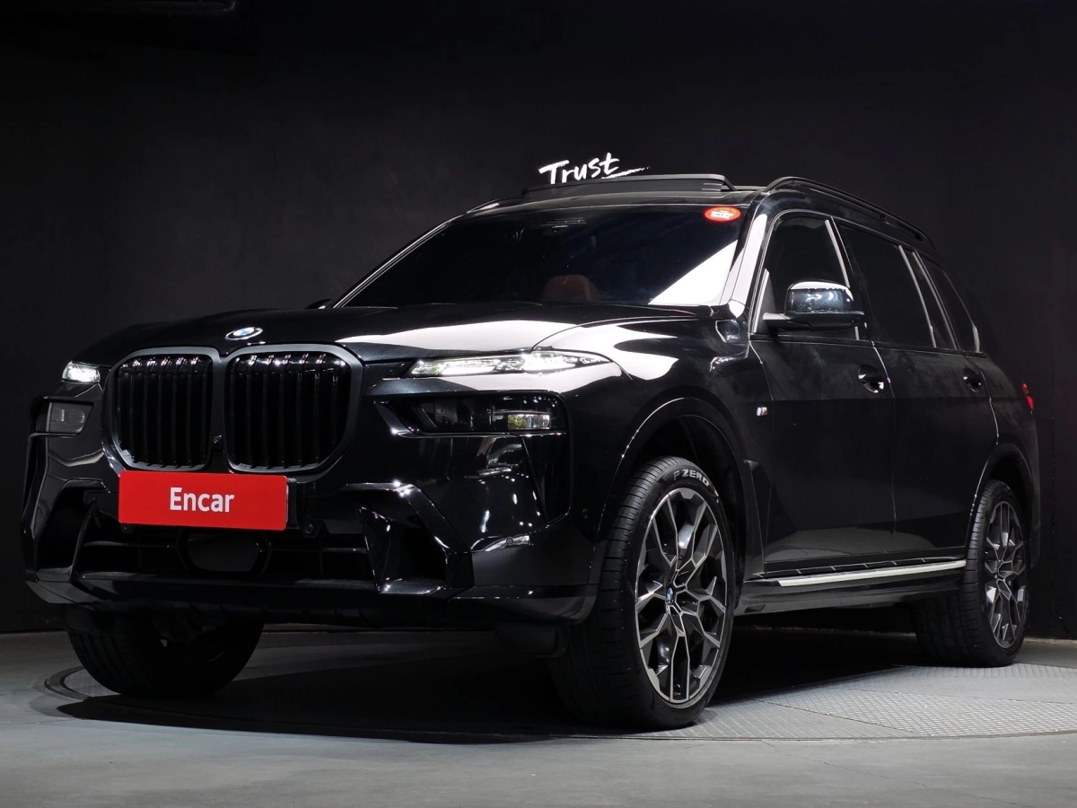 BMW X7 G07  2025