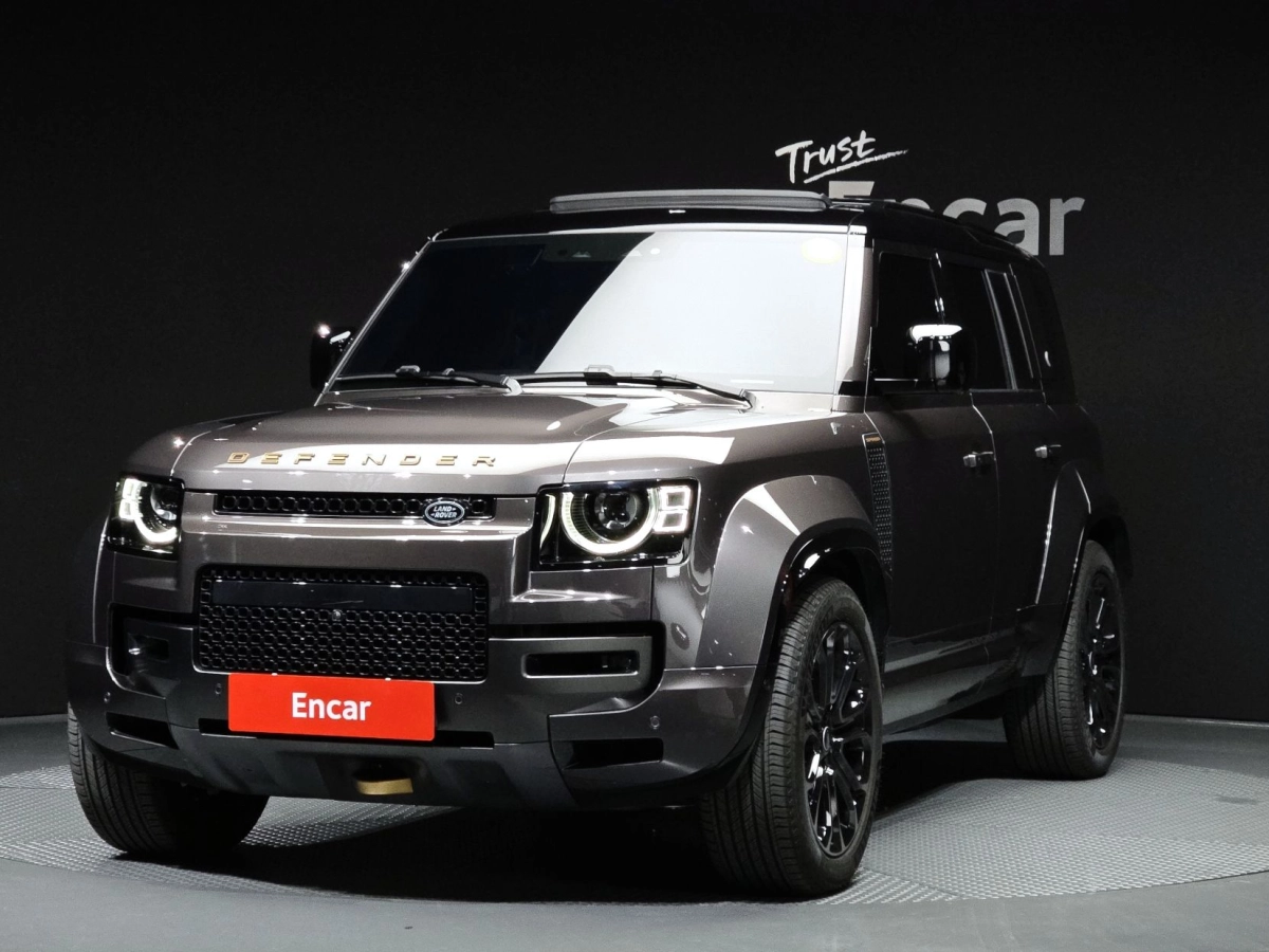 LAND ROVER DEFENDER L663  2025