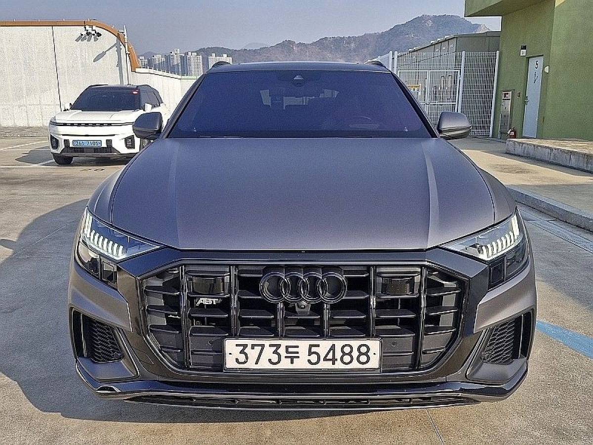 AUDI SQ8 4M  2021