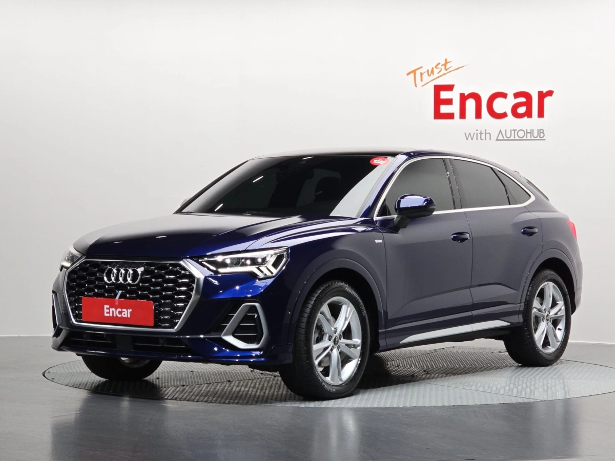 AUDI Q3 F3  2023